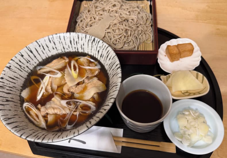 ジューシー豚せいろそば