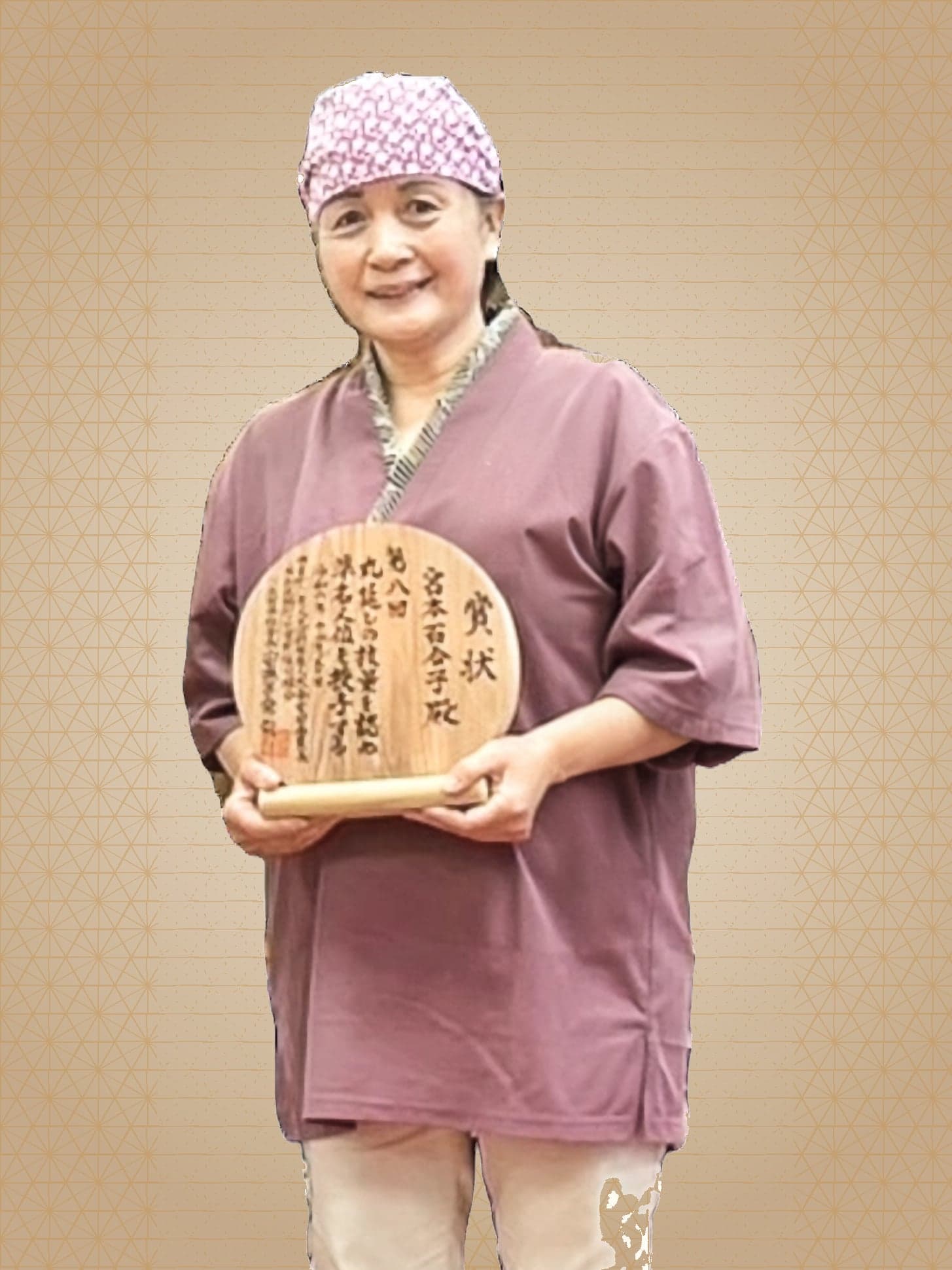 Portrait of Yuriko Miyamoto, owner of Fukuneko Seimensho