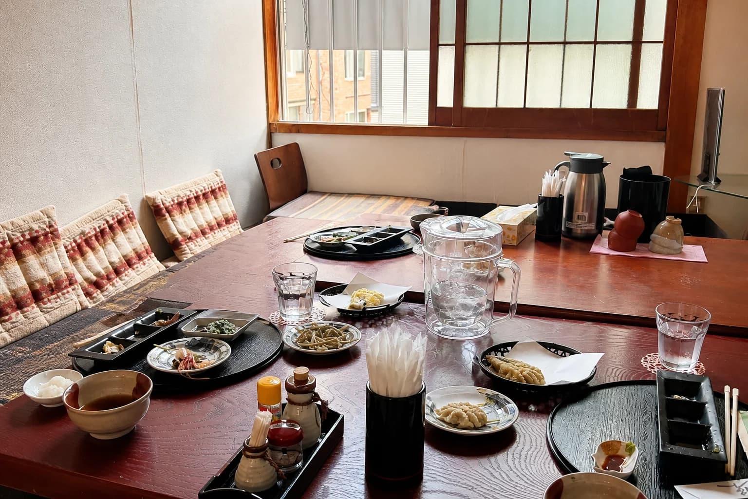 A private dinner table inside the soba shop