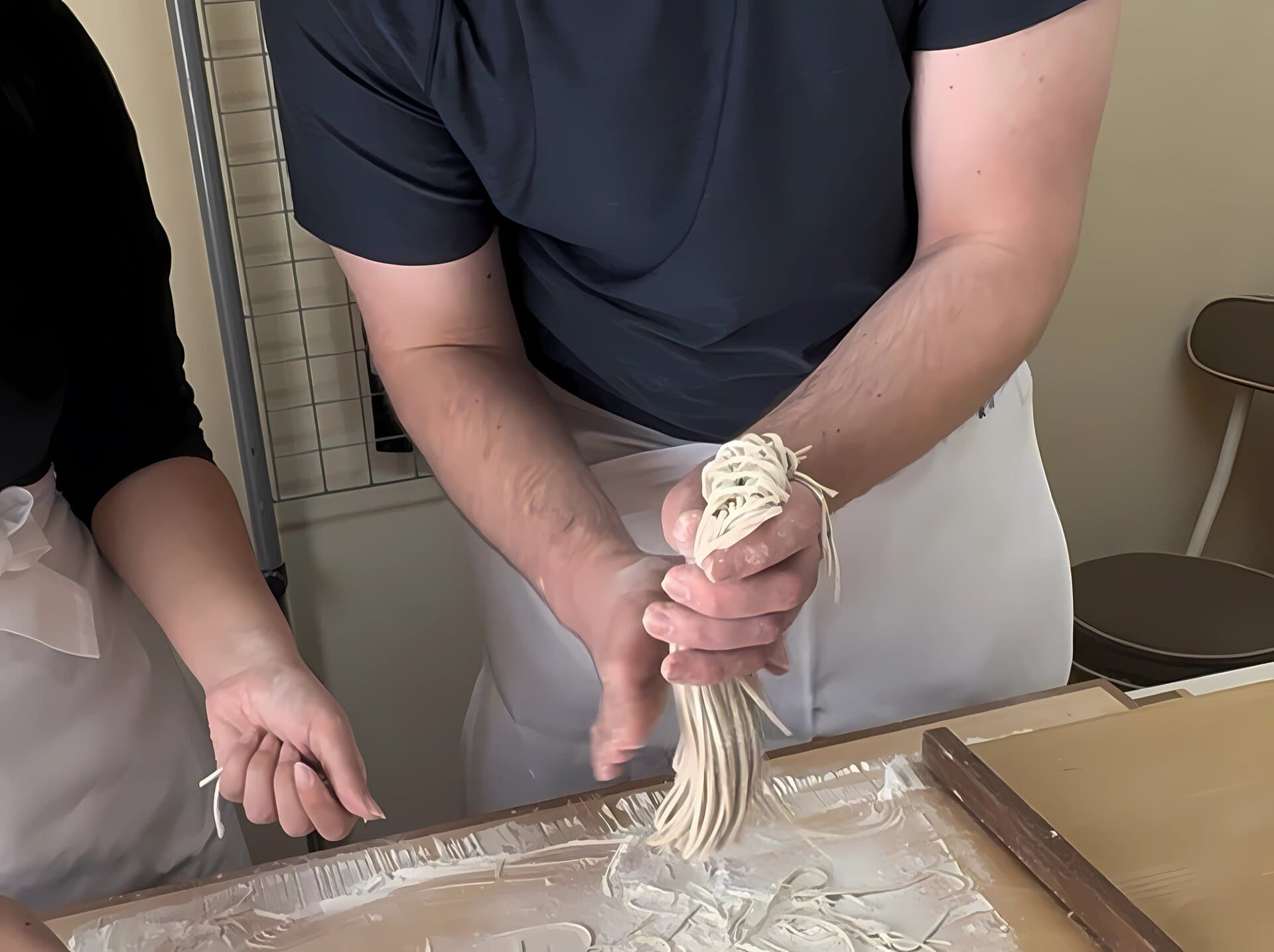 そば打ち体験の様子