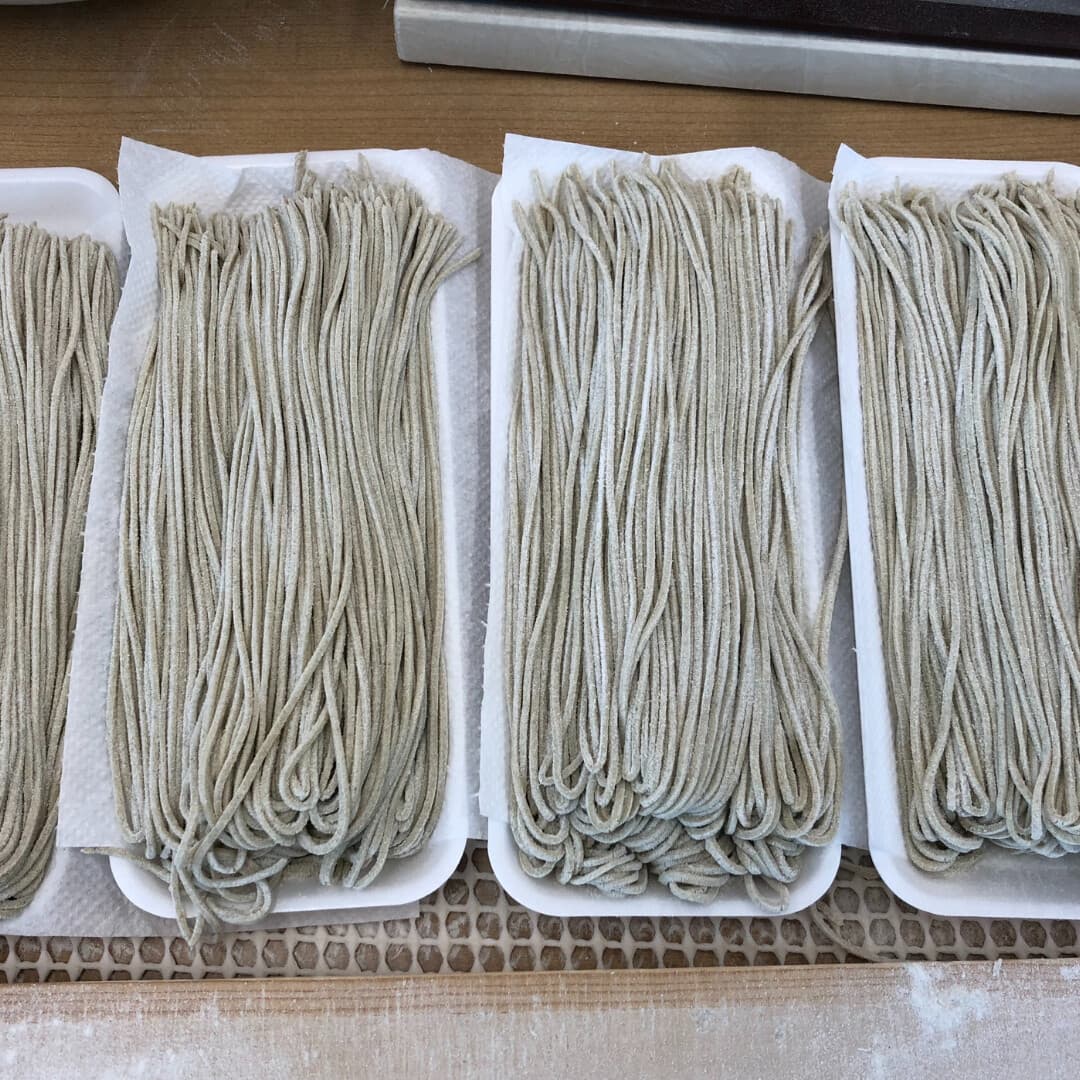 手打ち生そば